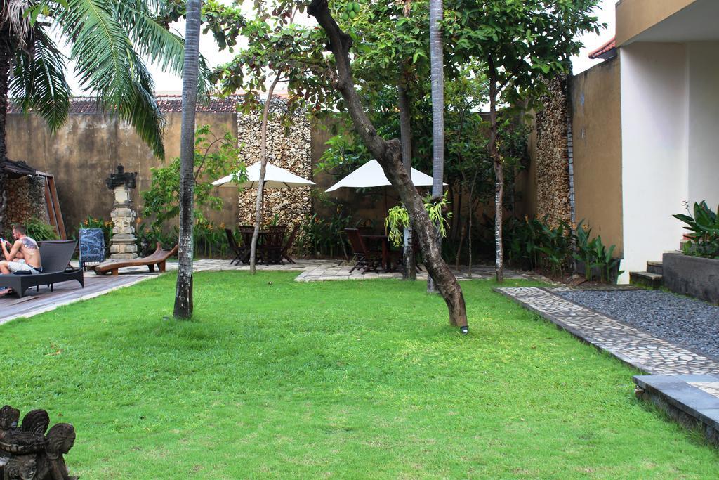 Indi Hotel サヌール 外观 照片